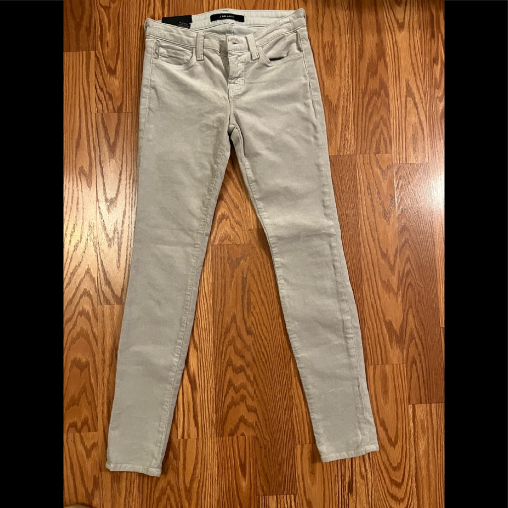 J Brand Pants Lt Gray Skinny Legs Size 23 Brand New